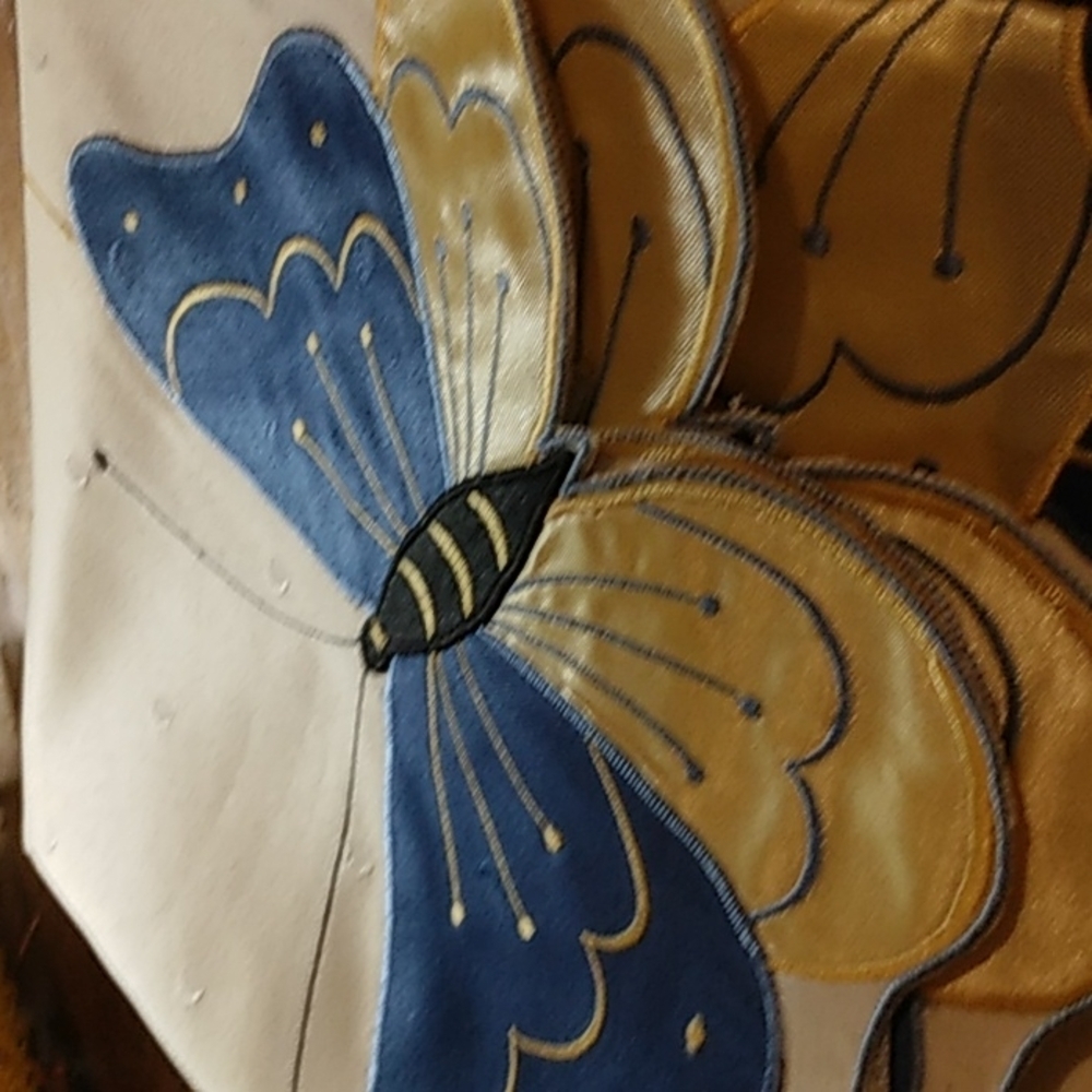 Granny Core VTG Table topper - Picture 6 of 6